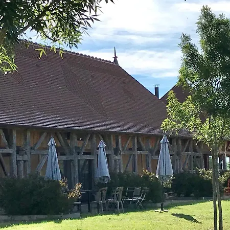 Bed & Breakfast Hameau Des Damayots Montbeugny