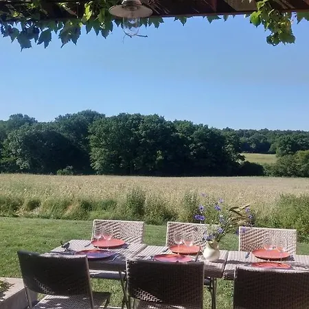 Hameau Des Damayots Bed & Breakfast