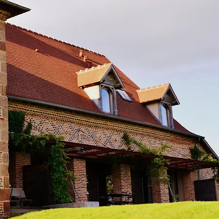 Bed & Breakfast Hameau Des Damayots Montbeugny