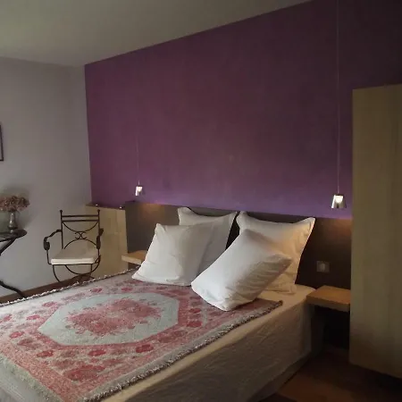 Hameau Des Damayots Bed & Breakfast Montbeugny