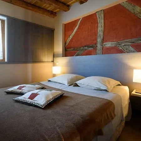 Bed & Breakfast Hameau Des Damayots Montbeugny